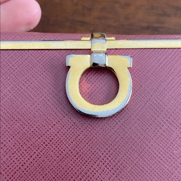 Salvatore Ferragamo wallet - Picture 11 of 14